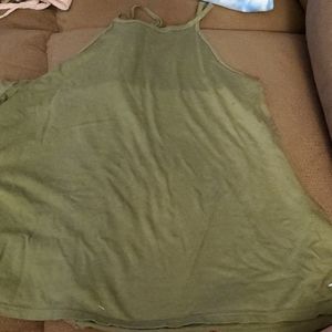 Hollister halter tank